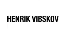 Logo de Henrik Vibskov
