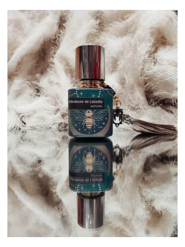 Imagen de Nébuleuse de L'abeille